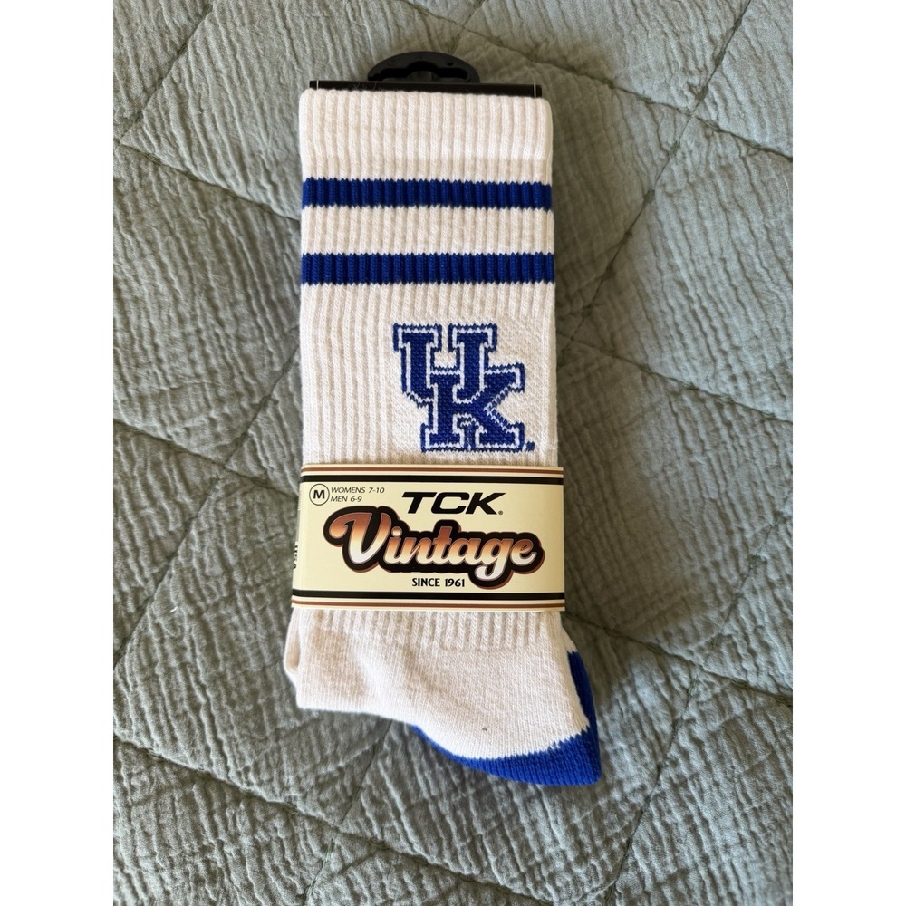 University Of Kentucky Wildcats Vintage Retro  Crew Socks NWT TCK‎  Adult Medium